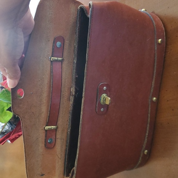 Handbag - Picture 8 of 15